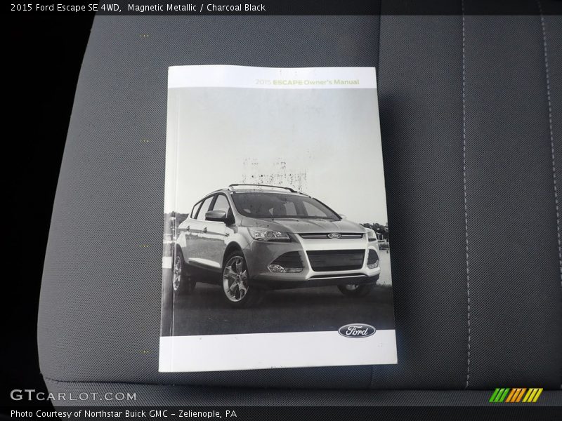 Magnetic Metallic / Charcoal Black 2015 Ford Escape SE 4WD