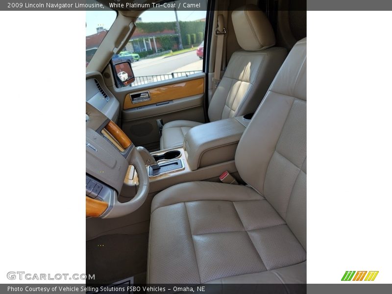 Front Seat of 2009 Navigator Limousine