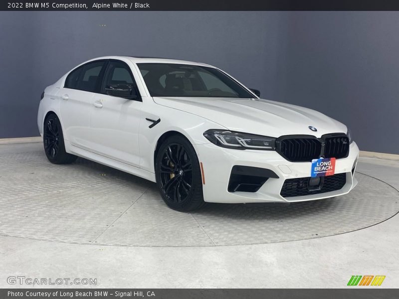 Front 3/4 View of 2022 M5 Competition
