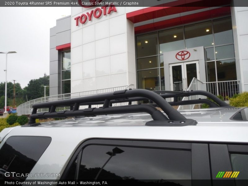 Classic Silver Metallic / Graphite 2020 Toyota 4Runner SR5 Premium 4x4
