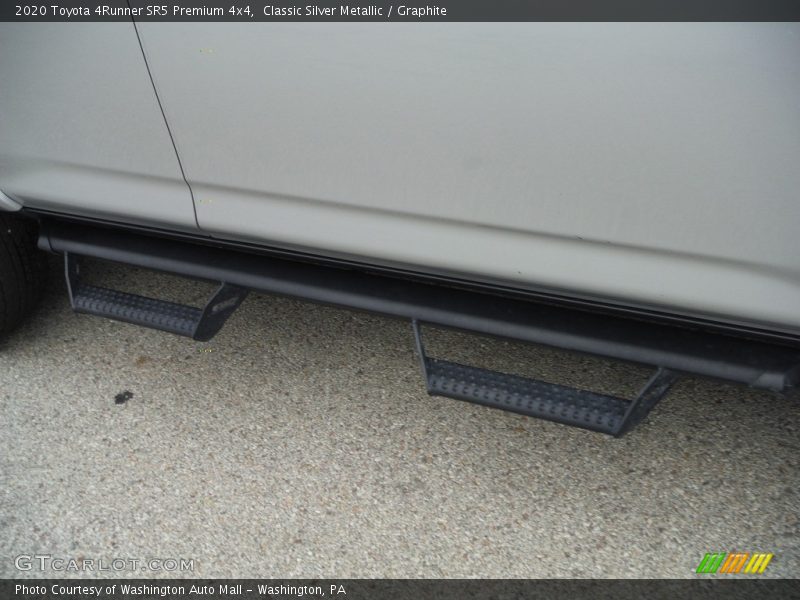 Classic Silver Metallic / Graphite 2020 Toyota 4Runner SR5 Premium 4x4