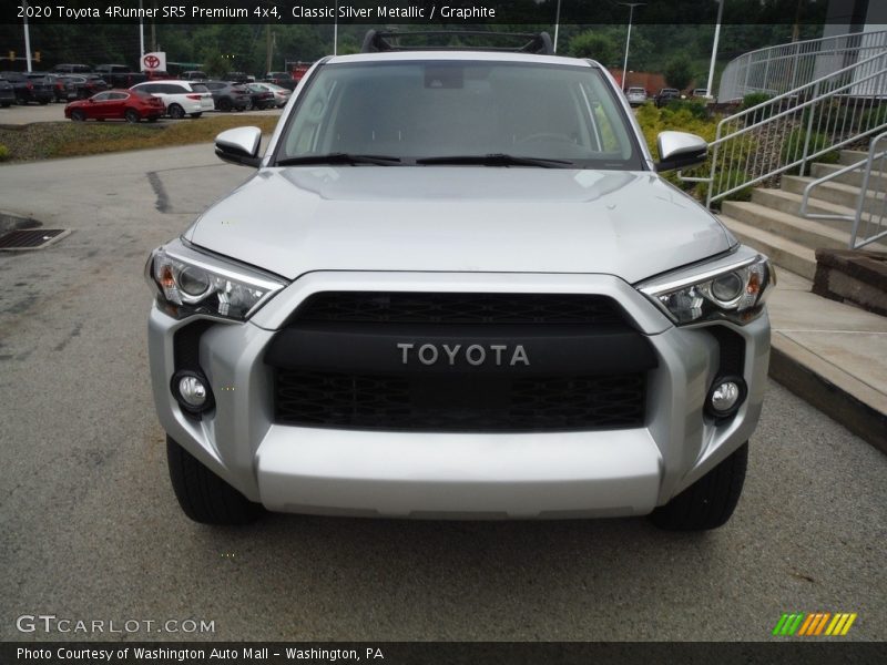 Classic Silver Metallic / Graphite 2020 Toyota 4Runner SR5 Premium 4x4