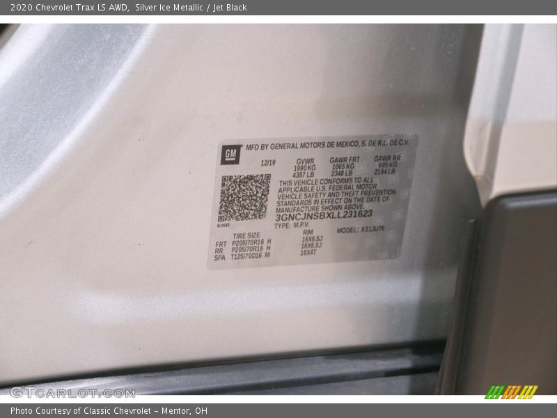 Silver Ice Metallic / Jet Black 2020 Chevrolet Trax LS AWD