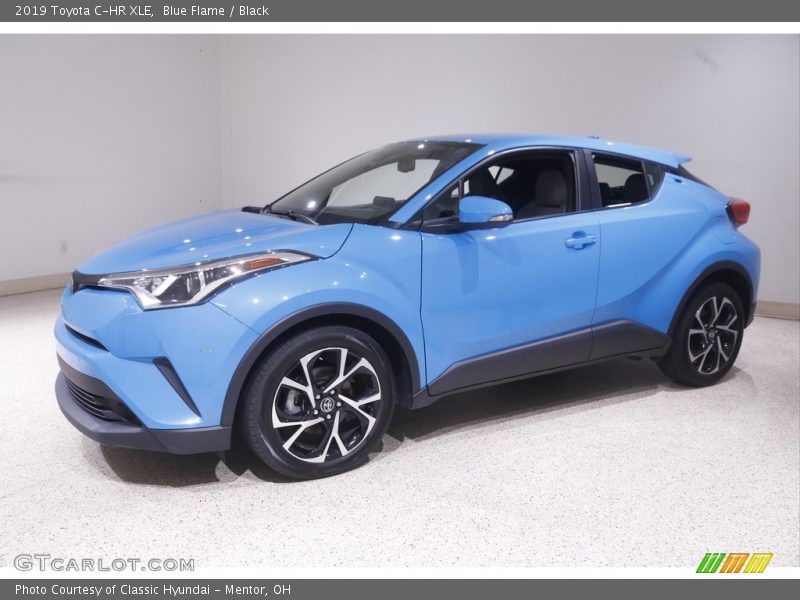 Blue Flame / Black 2019 Toyota C-HR XLE