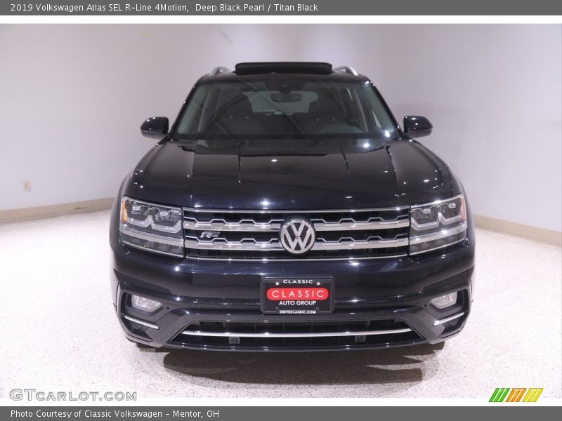 Deep Black Pearl / Titan Black 2019 Volkswagen Atlas SEL R-Line 4Motion