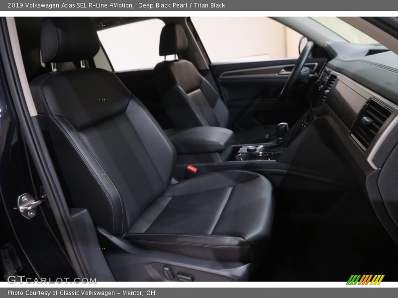 Deep Black Pearl / Titan Black 2019 Volkswagen Atlas SEL R-Line 4Motion