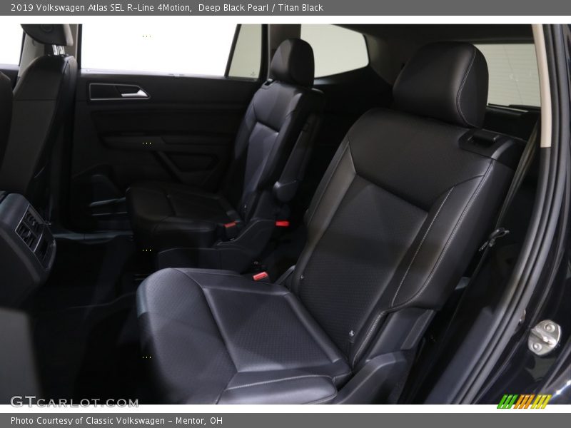 Deep Black Pearl / Titan Black 2019 Volkswagen Atlas SEL R-Line 4Motion