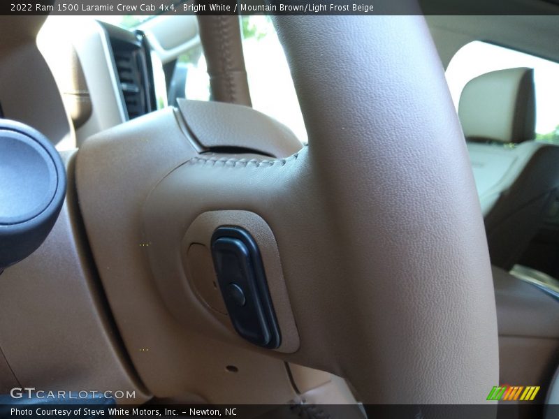 Bright White / Mountain Brown/Light Frost Beige 2022 Ram 1500 Laramie Crew Cab 4x4