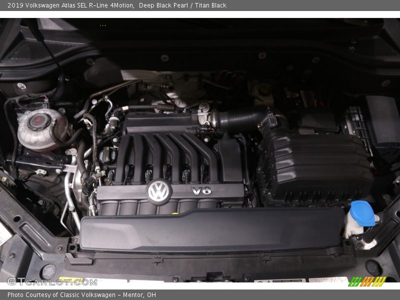 Deep Black Pearl / Titan Black 2019 Volkswagen Atlas SEL R-Line 4Motion