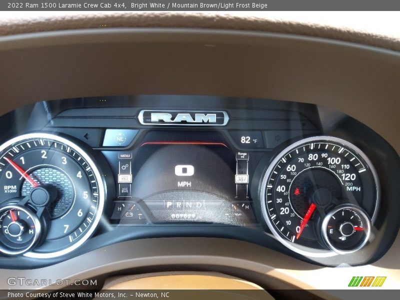 Bright White / Mountain Brown/Light Frost Beige 2022 Ram 1500 Laramie Crew Cab 4x4