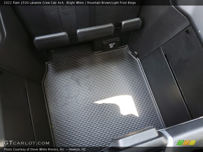 Bright White / Mountain Brown/Light Frost Beige 2022 Ram 1500 Laramie Crew Cab 4x4