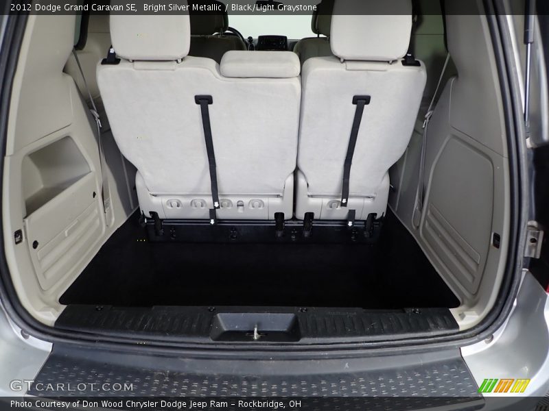 Bright Silver Metallic / Black/Light Graystone 2012 Dodge Grand Caravan SE