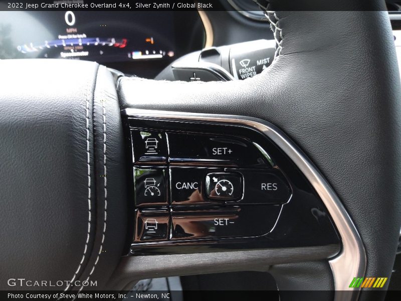 Silver Zynith / Global Black 2022 Jeep Grand Cherokee Overland 4x4