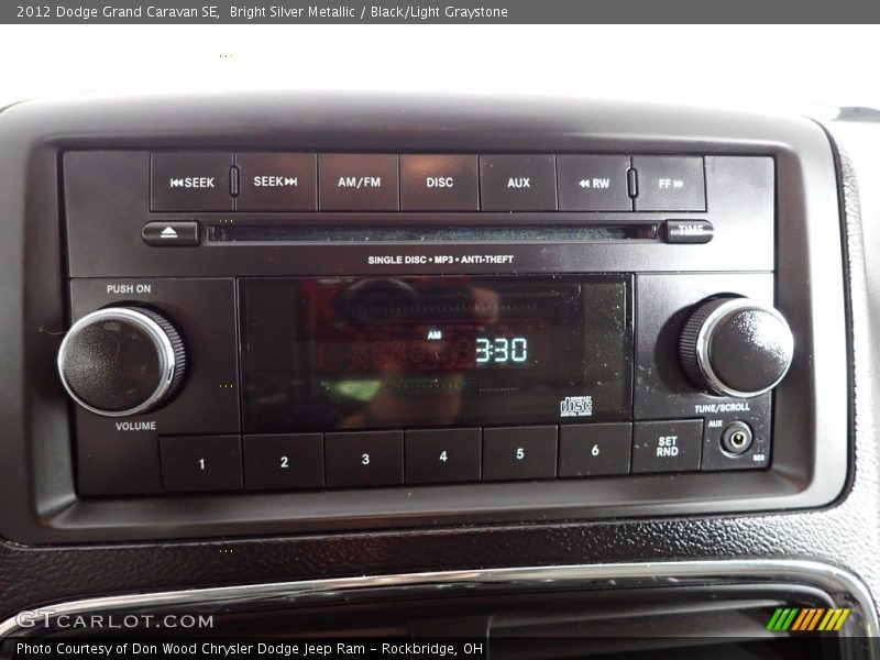 Bright Silver Metallic / Black/Light Graystone 2012 Dodge Grand Caravan SE