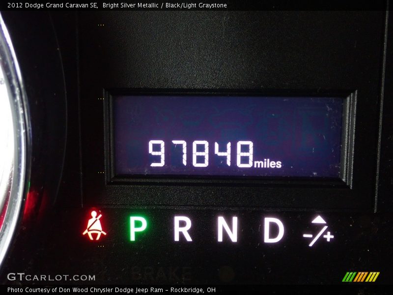 Bright Silver Metallic / Black/Light Graystone 2012 Dodge Grand Caravan SE