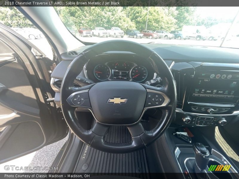 Sable Brown Metallic / Jet Black 2018 Chevrolet Traverse LT AWD