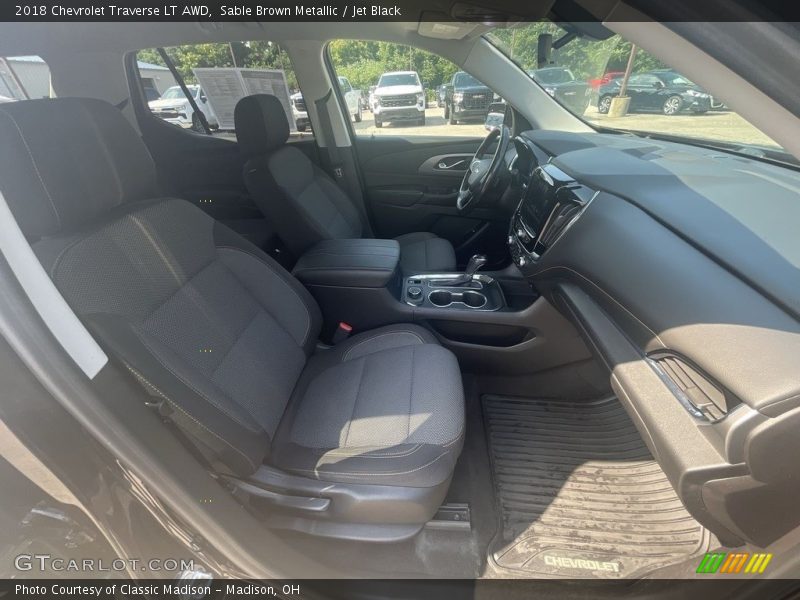 Sable Brown Metallic / Jet Black 2018 Chevrolet Traverse LT AWD