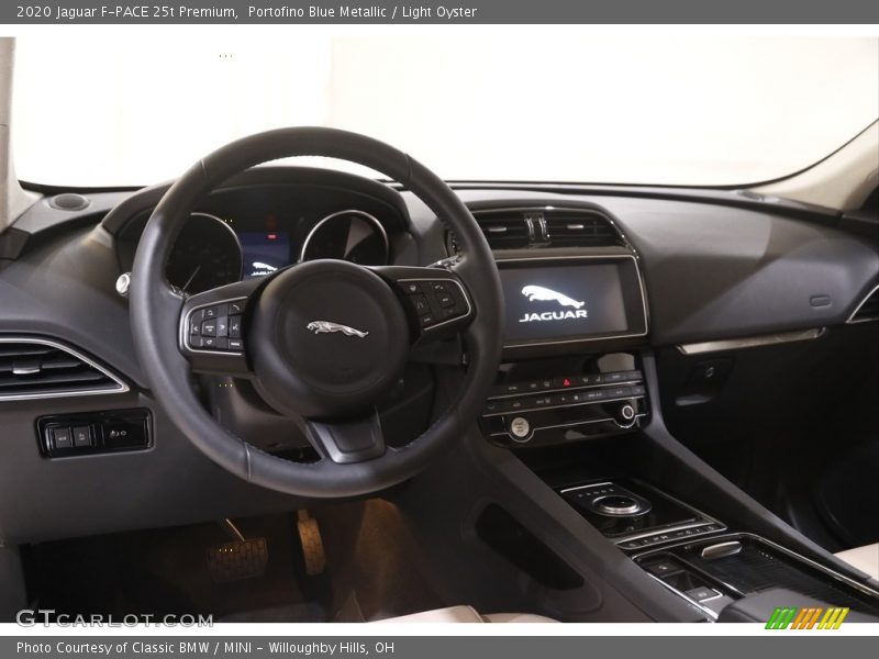 Portofino Blue Metallic / Light Oyster 2020 Jaguar F-PACE 25t Premium