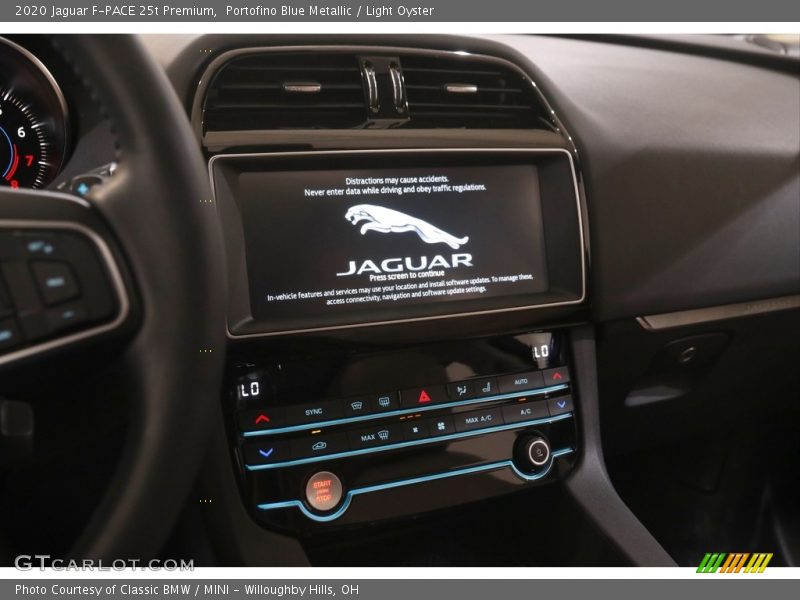 Portofino Blue Metallic / Light Oyster 2020 Jaguar F-PACE 25t Premium