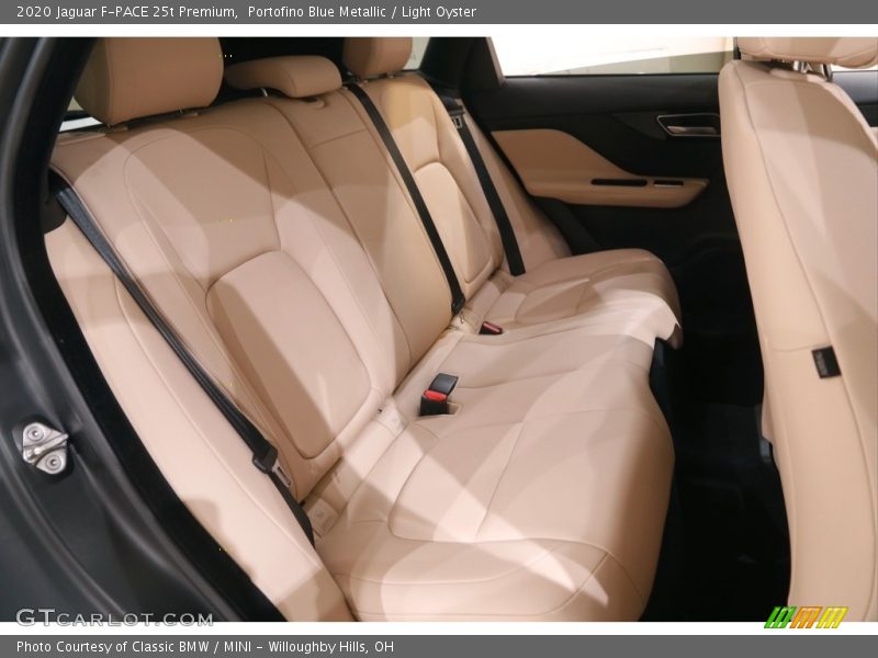 Portofino Blue Metallic / Light Oyster 2020 Jaguar F-PACE 25t Premium