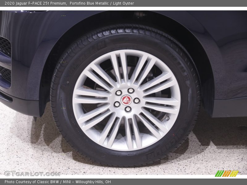 Portofino Blue Metallic / Light Oyster 2020 Jaguar F-PACE 25t Premium