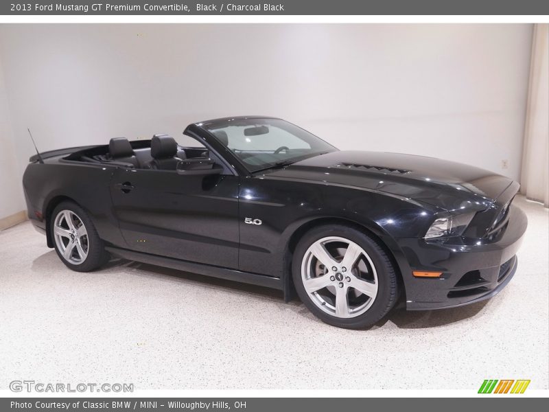 Front 3/4 View of 2013 Mustang GT Premium Convertible
