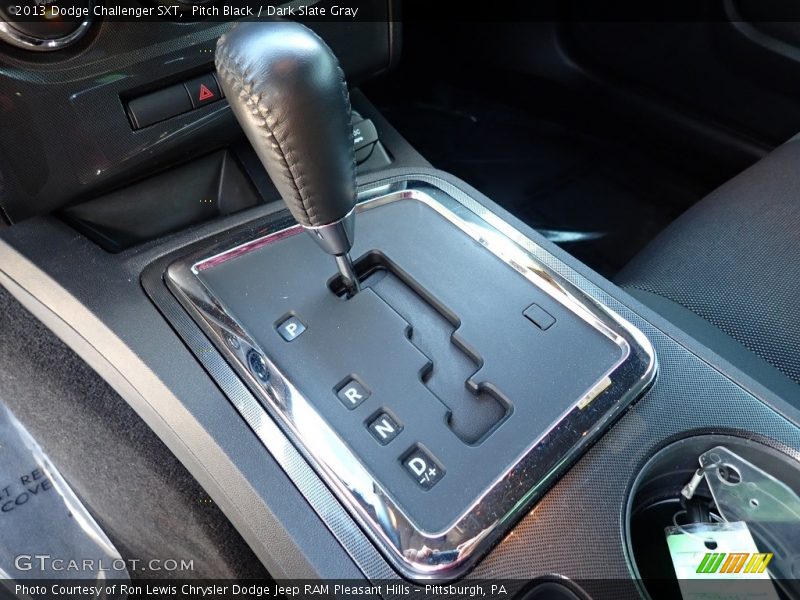 Pitch Black / Dark Slate Gray 2013 Dodge Challenger SXT