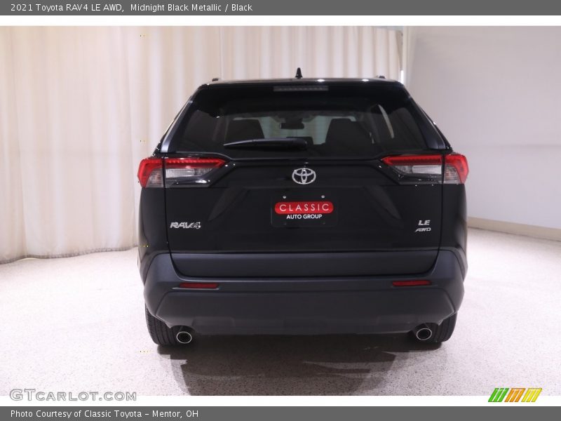 Midnight Black Metallic / Black 2021 Toyota RAV4 LE AWD