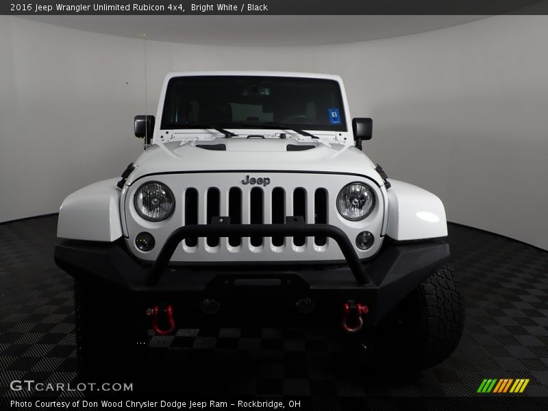 Bright White / Black 2016 Jeep Wrangler Unlimited Rubicon 4x4