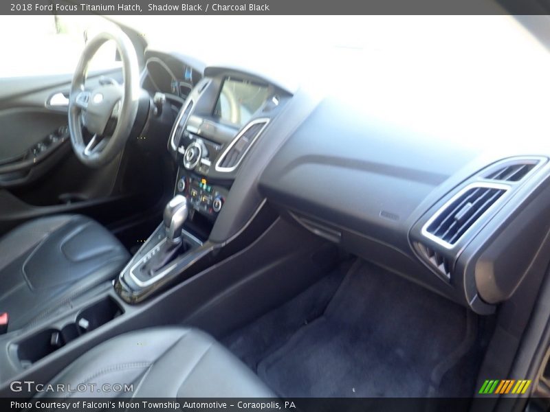 Shadow Black / Charcoal Black 2018 Ford Focus Titanium Hatch