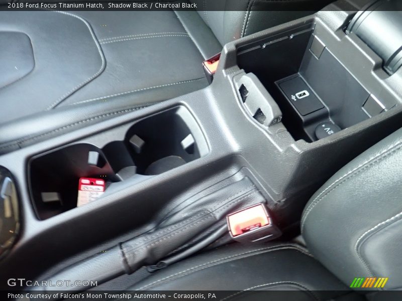 Shadow Black / Charcoal Black 2018 Ford Focus Titanium Hatch