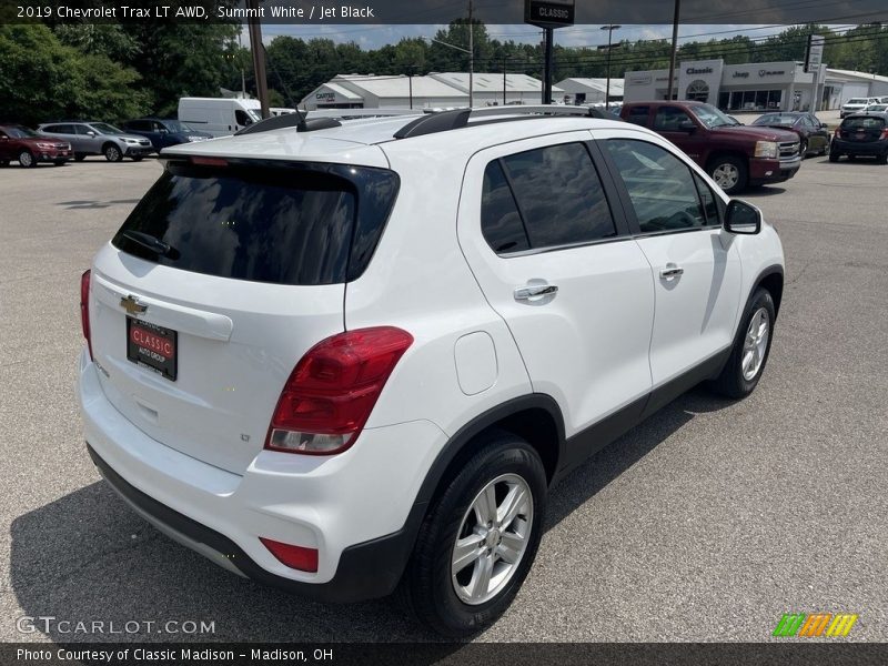 Summit White / Jet Black 2019 Chevrolet Trax LT AWD