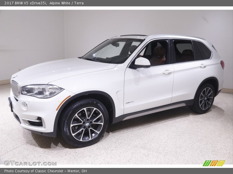 Alpine White / Terra 2017 BMW X5 xDrive35i