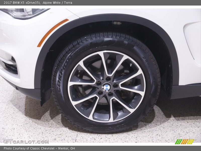 Alpine White / Terra 2017 BMW X5 xDrive35i