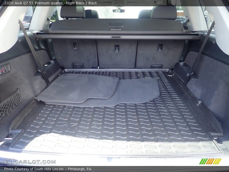 Night Black / Black 2020 Audi Q7 55 Premium quattro