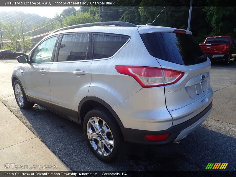 Ingot Silver Metallic / Charcoal Black 2015 Ford Escape SE 4WD