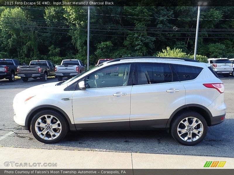 Ingot Silver Metallic / Charcoal Black 2015 Ford Escape SE 4WD