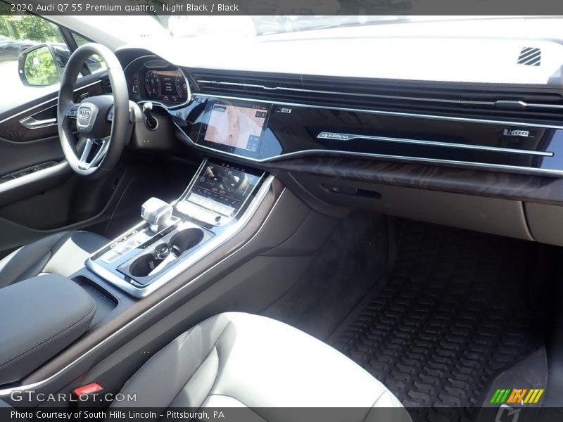 Night Black / Black 2020 Audi Q7 55 Premium quattro