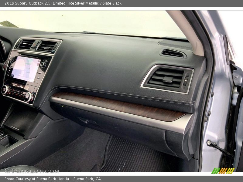 Ice Silver Metallic / Slate Black 2019 Subaru Outback 2.5i Limited