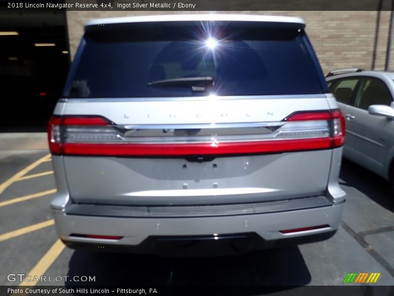 Ingot Silver Metallic / Ebony 2018 Lincoln Navigator Reserve 4x4