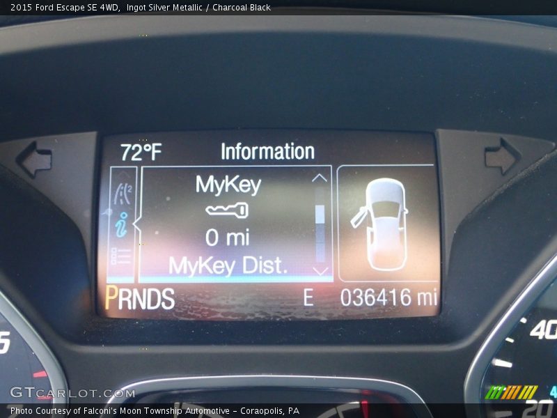 Ingot Silver Metallic / Charcoal Black 2015 Ford Escape SE 4WD