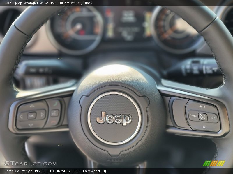 Bright White / Black 2022 Jeep Wrangler Willys 4x4