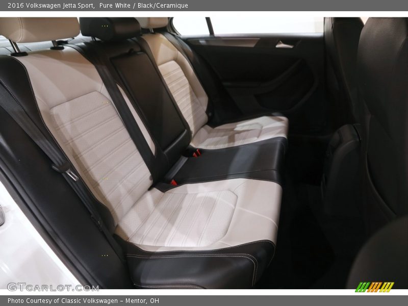 Pure White / Black/Ceramique 2016 Volkswagen Jetta Sport