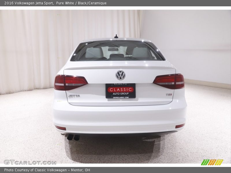 Pure White / Black/Ceramique 2016 Volkswagen Jetta Sport