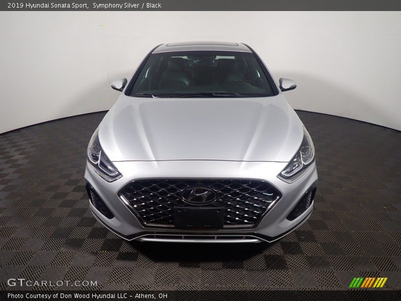 Symphony Silver / Black 2019 Hyundai Sonata Sport