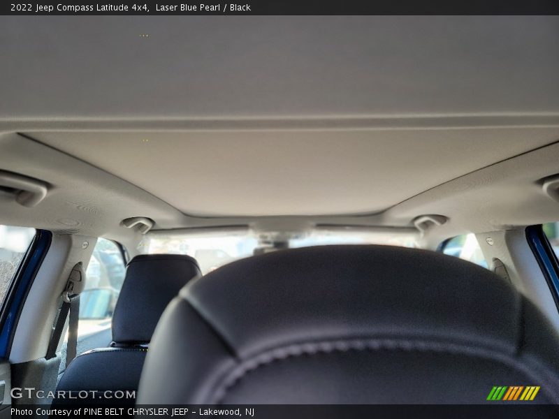 Laser Blue Pearl / Black 2022 Jeep Compass Latitude 4x4