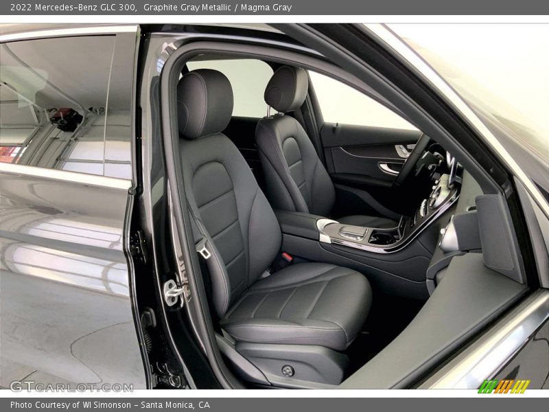 Graphite Gray Metallic / Magma Gray 2022 Mercedes-Benz GLC 300