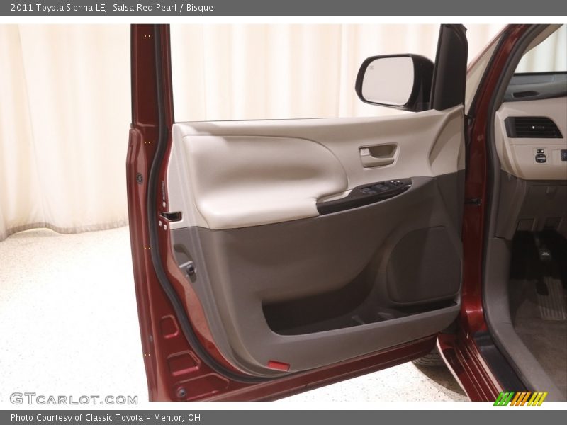 Salsa Red Pearl / Bisque 2011 Toyota Sienna LE