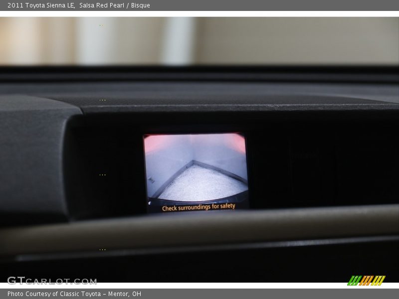 Salsa Red Pearl / Bisque 2011 Toyota Sienna LE