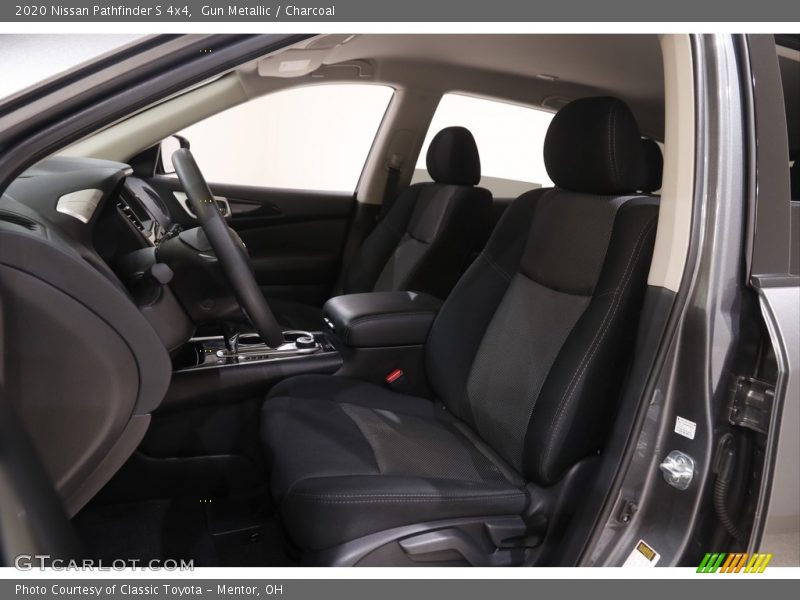 Gun Metallic / Charcoal 2020 Nissan Pathfinder S 4x4